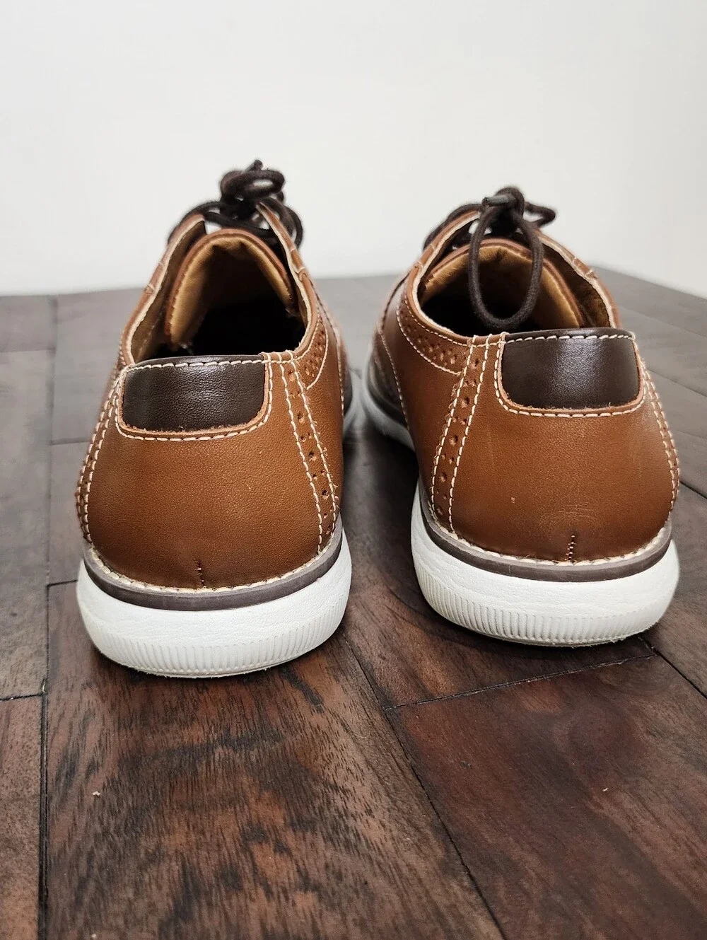 Johnston & Murphy Boys Brown Leather Wingtip Oxford BK Holden Dress Shoes Sz6